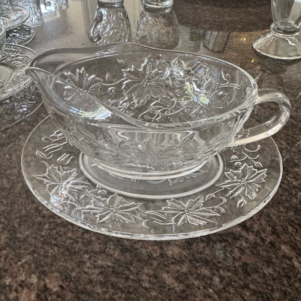 Princess House Fantasia Elegant Clear Glass Gravy Boat Set